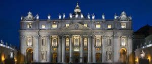 Saint_Peter's_Basilica_at_night_HD